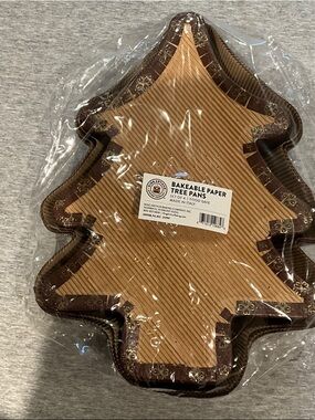 King Arthur Bakeable Paper Tree Pans - Brown Christmas Tree Baking Mold